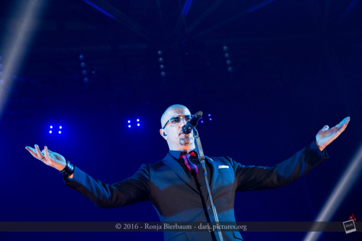 2016-04-09_221355_Eisbrecher_Bild_7696